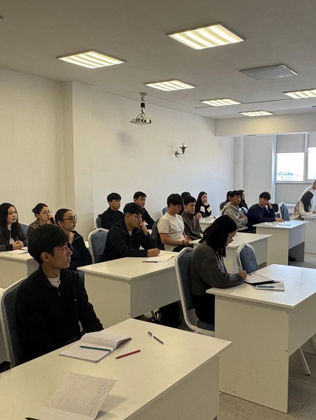 Встреча со студентами Университета «Туран»