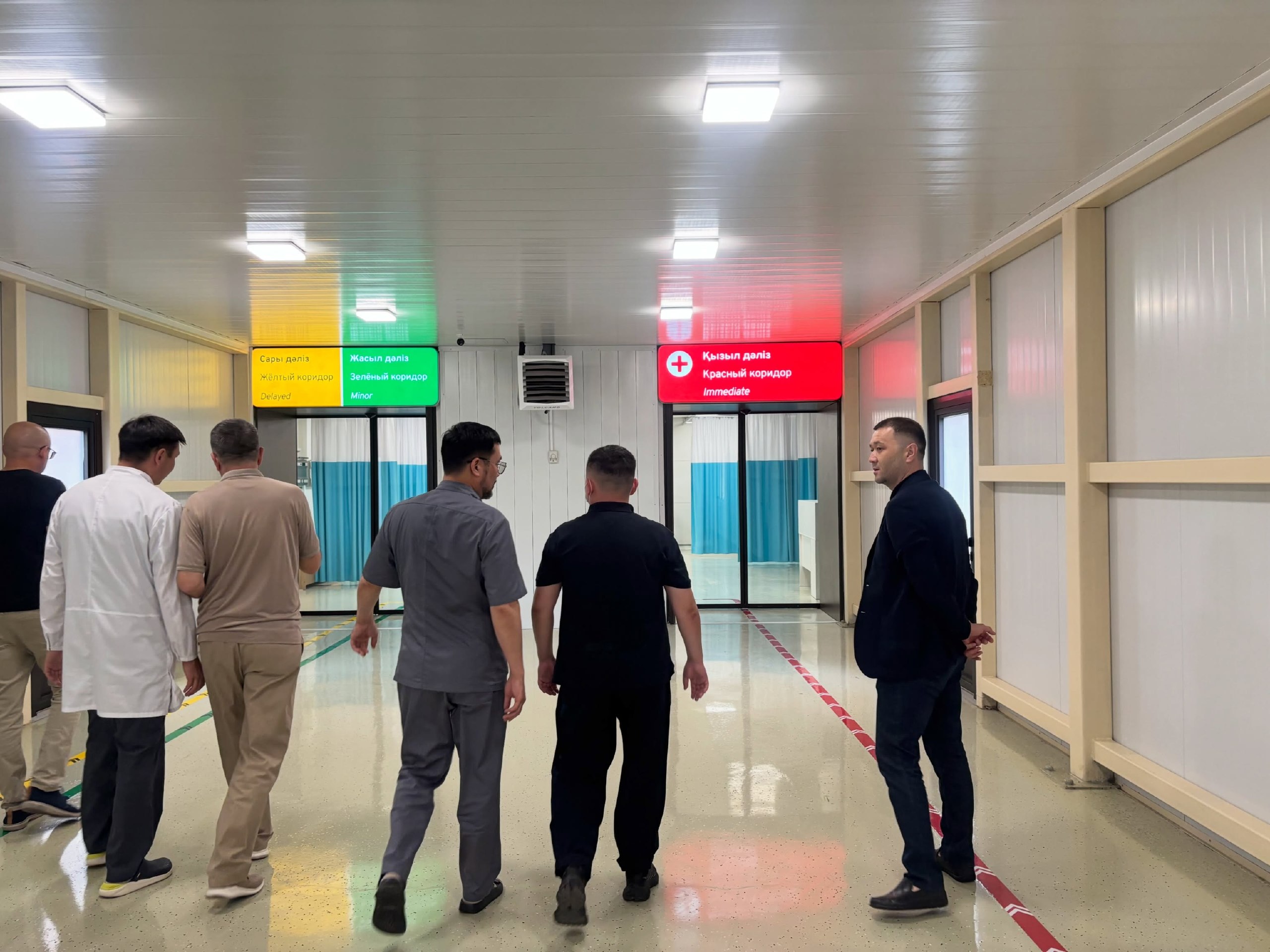 Patients are unable to receive medical services in comfortable conditions, while doctors cannot work with the new equipment.