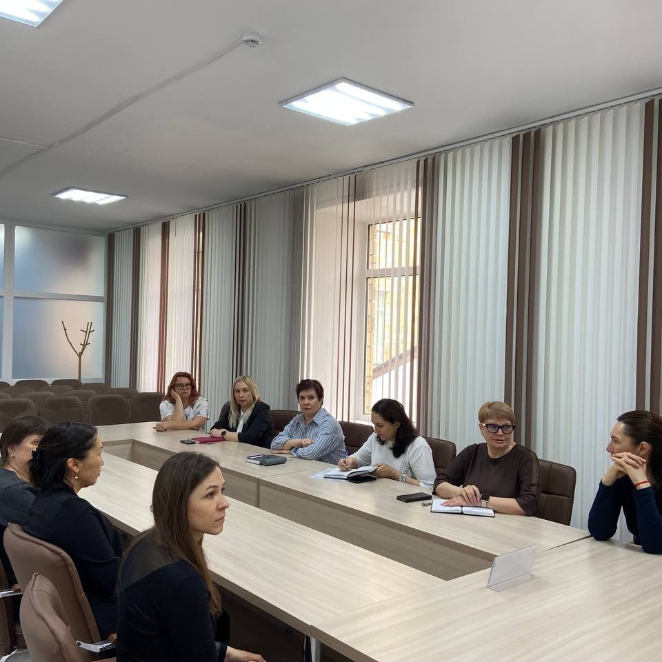 Employees of the State Institution “Department of Economy and Finance of Shakhtinsk” took part in an informational and awareness-raising meeting on corruption prevention.