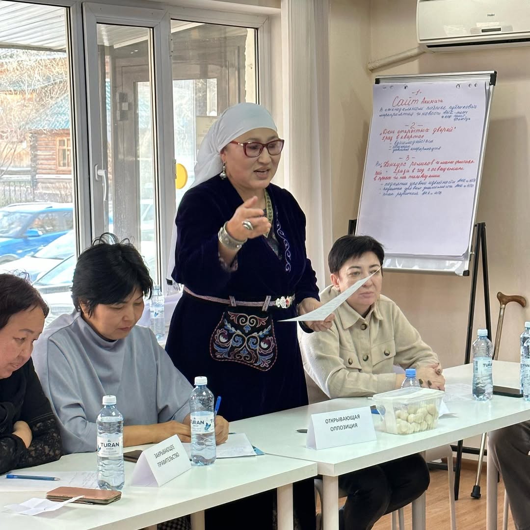 Сегодня мы хотим поделиться с вами нашим замечательным опытом в рамках проекта «НПО и Ассамблея народа Казахстана: полезные практики взаимодействия» в формате дискуссионного турнира.