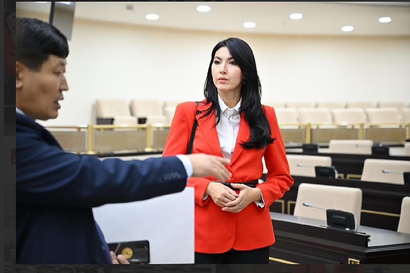 В завершение проекта «Көшбасшылар керуені» состоялась встреча в Сенате с депутатом Бекболом Орынбасаровым.