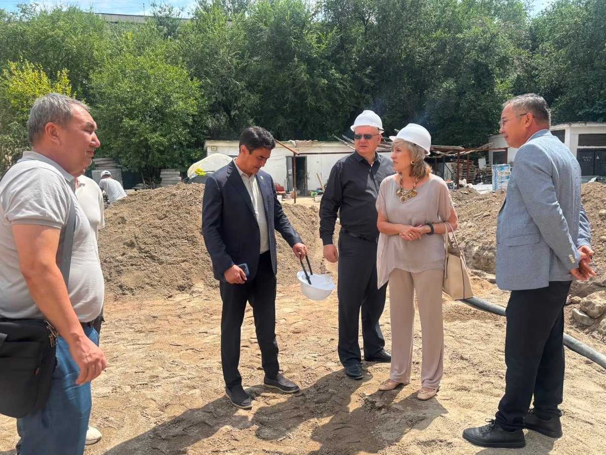 On July 23, Commission No. 2 of the Public Council of Almaty conducted its third monitoring visit to assess the progress of the reconstruction of School-Gymnasium No. 56.