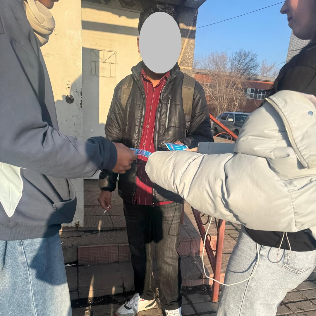 В рамках проекта по повышению религиозной грамотности населения города Караганды на улице Гоголя состоялась информационная акция «Это важно знать!».