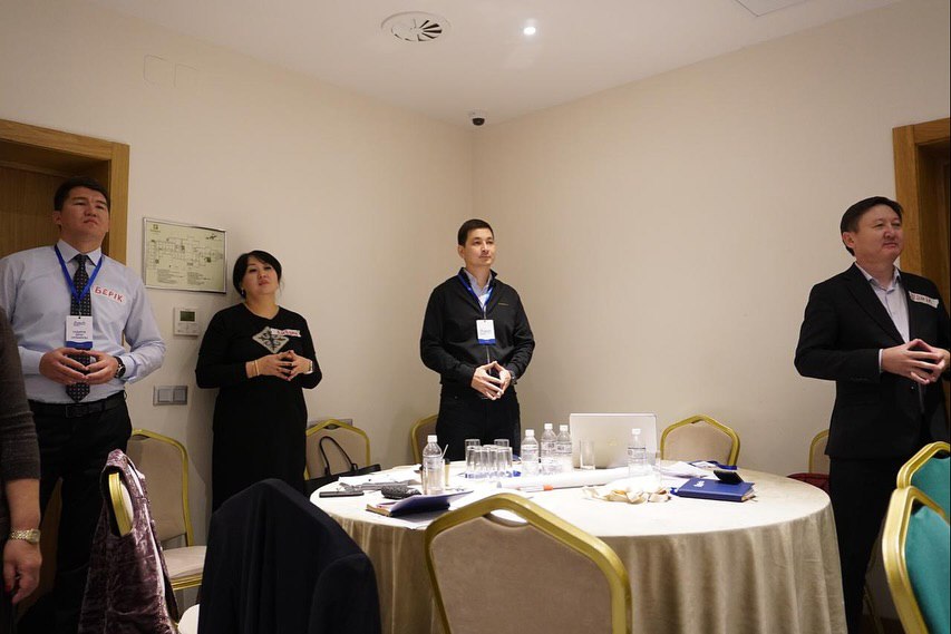 Мы завершили 5-модульное обучение в рамках проекта «Көшбасшылар керуені».