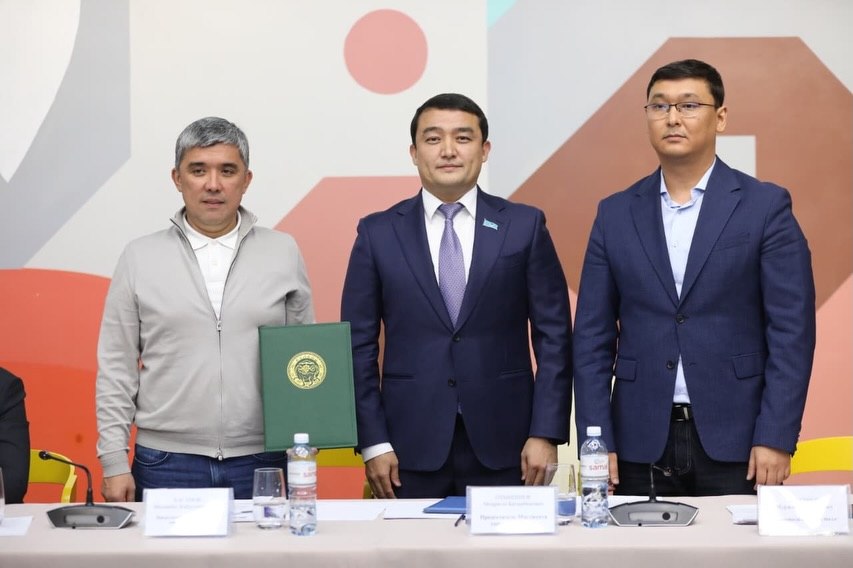 Today, an organizational meeting of the Public Council of Almaty was held with the participation of Meirzhan Otynshev, Chairman of the Almaty Maslikhat.