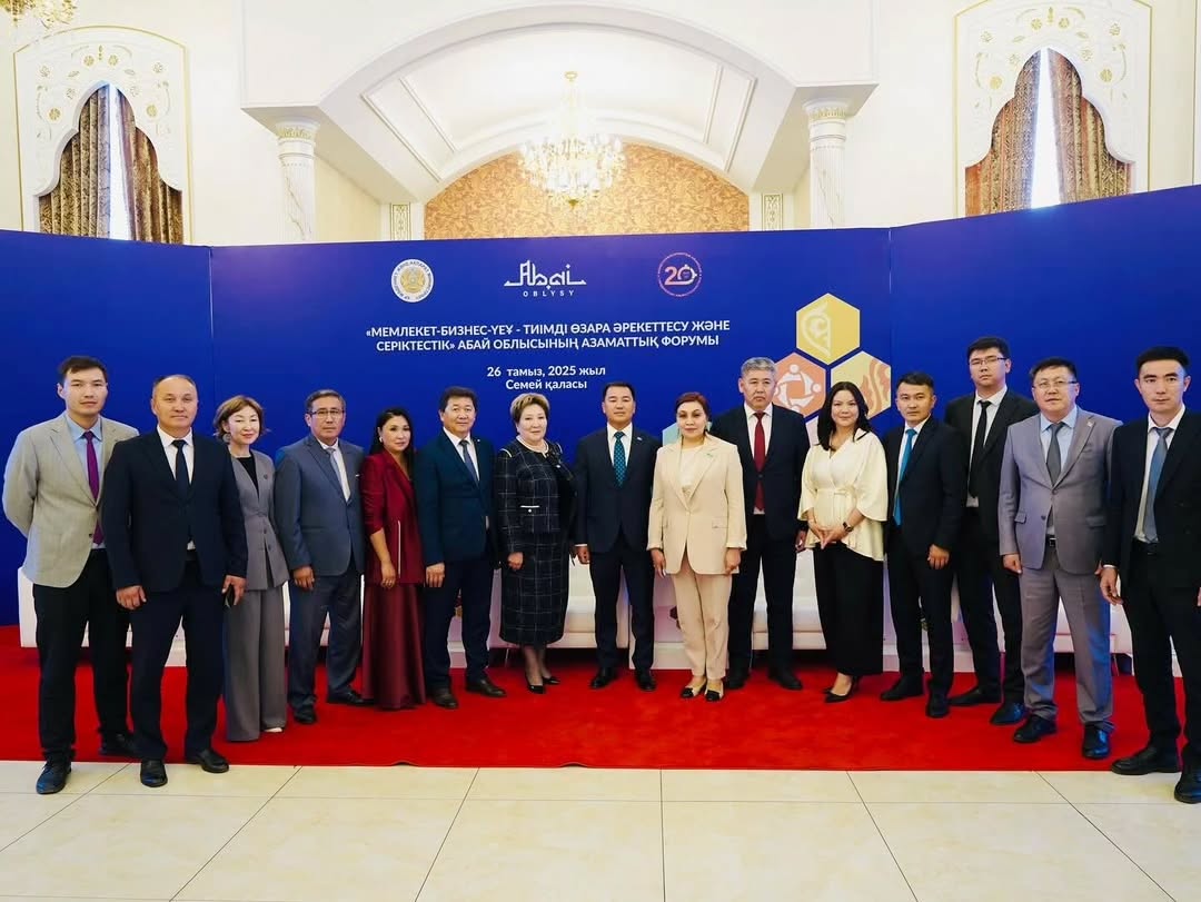 On August 26, 2025, Bakhyt Asankyzy Kaliyeva, Chairperson of the public association “Örenders Academy,” participated in the Civil Forum on the topic “State – Business – NGOs: Effective Interaction and Partnership.”