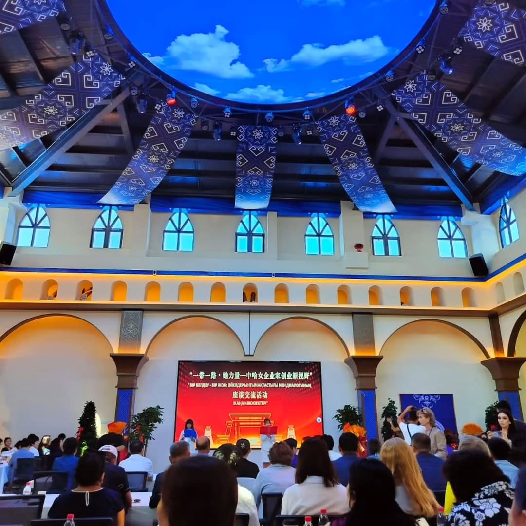 Exchange Visit to the Horgos Chinese Cultural Center