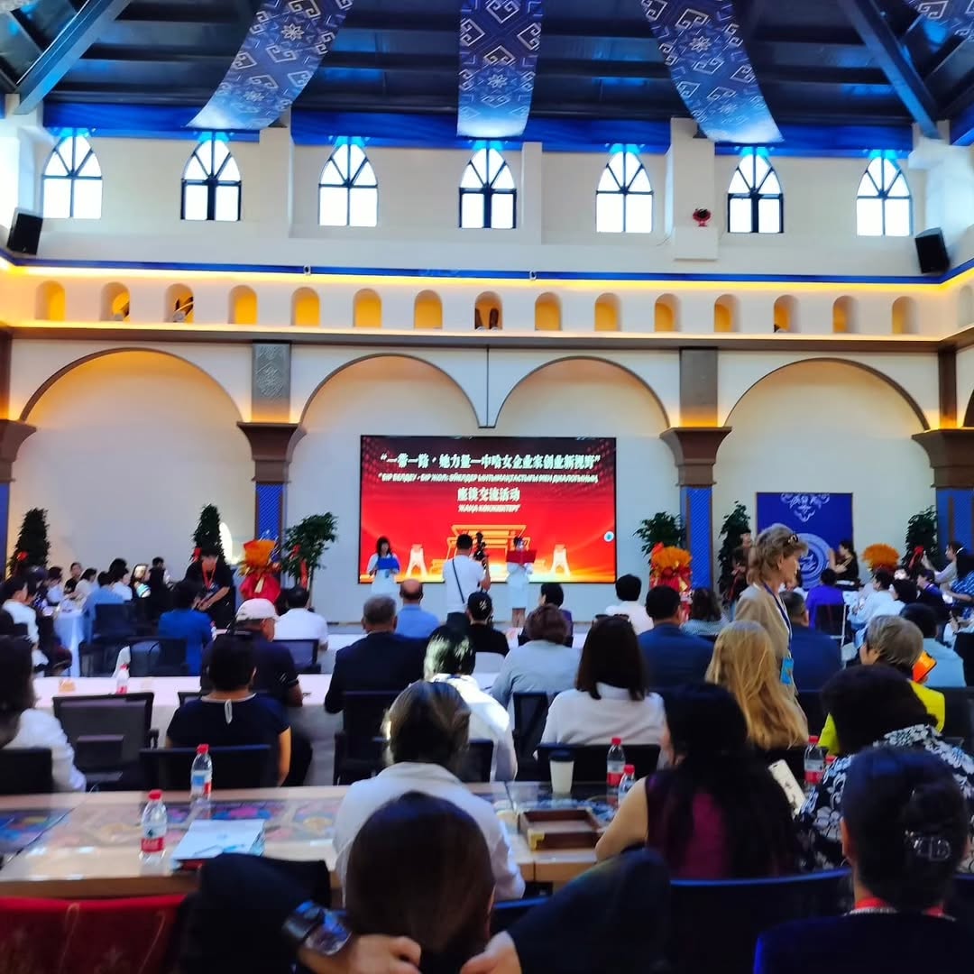 Exchange Visit to the Horgos Chinese Cultural Center