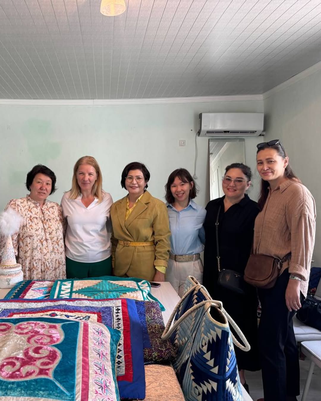 12 мая Посол Европейского Союза в Казахстане Алекшка Симкич посетил Мангистаускую область с рабочим визитом и встретился с представителями неправительственных организаций региона.