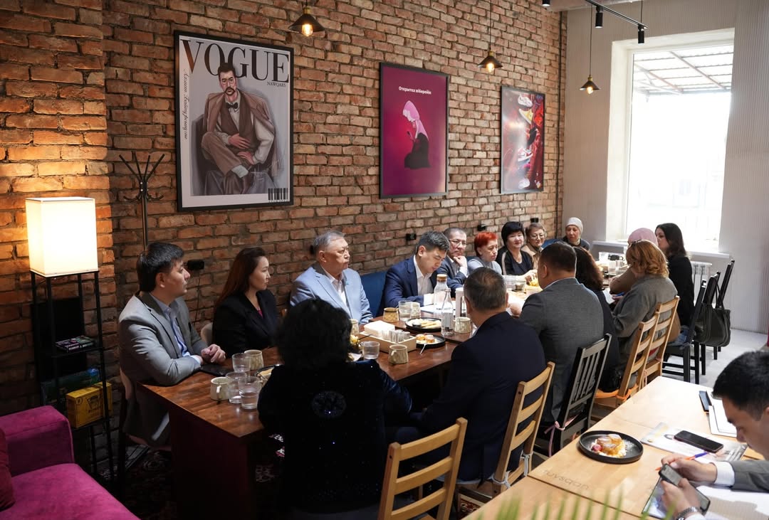 5 апреля 2026 года по инициативе Ассоциации «Гражданский Альянс Западно-Казахстанской области» состоялась важная встреча с заместителем акима области К.Е. Мендигалиевым.