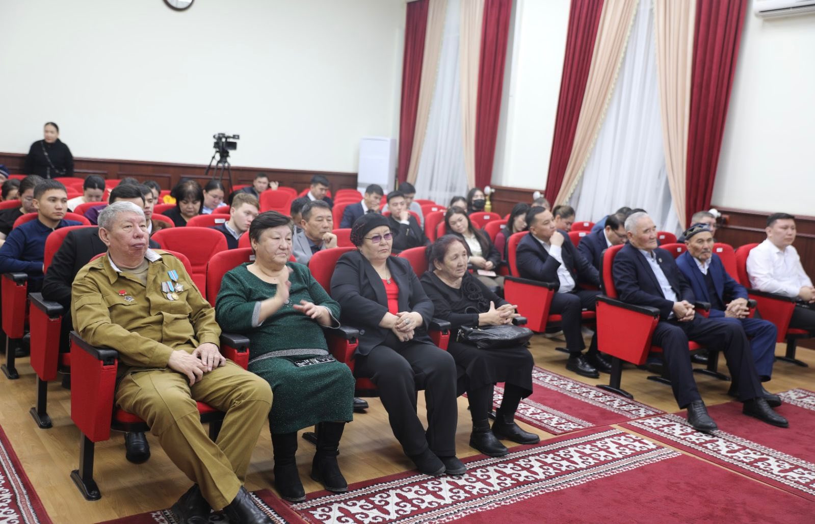 Сегодня, по инициативе акимата города Кызылорда, в честь Всемирного дня НПО состоялась региональная выездная встреча на тему «Развитие деятельности местных сообществ через потенциал неправительственных организаций».