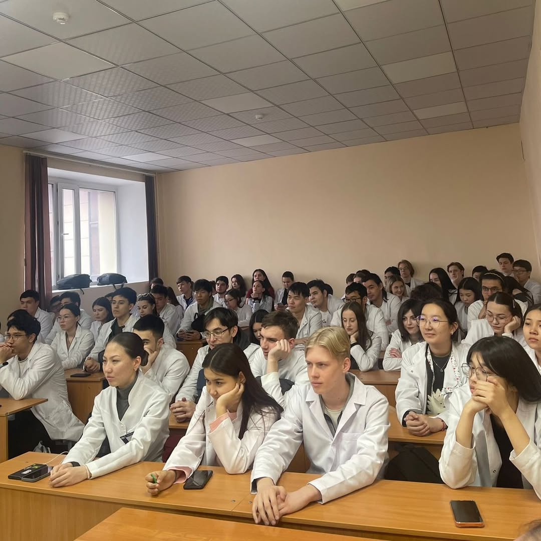 Встреча со студентами Карагандинского медицинского университета