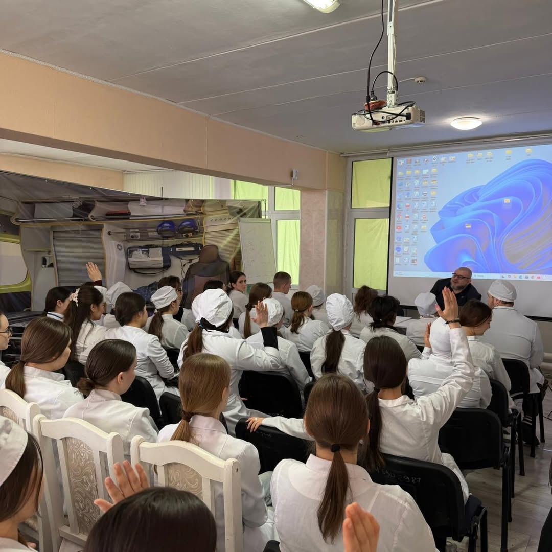 Встреча со студентами Карагандинского областного высшего сестринского колледжа