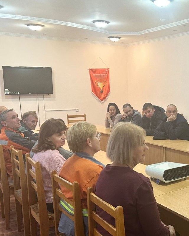 Crime prevention, raising legal awareness, and strengthening spiritual values were the key topics of the meeting held at Production Unit No. 2 of Qarmet JSC «Құрылысмет».