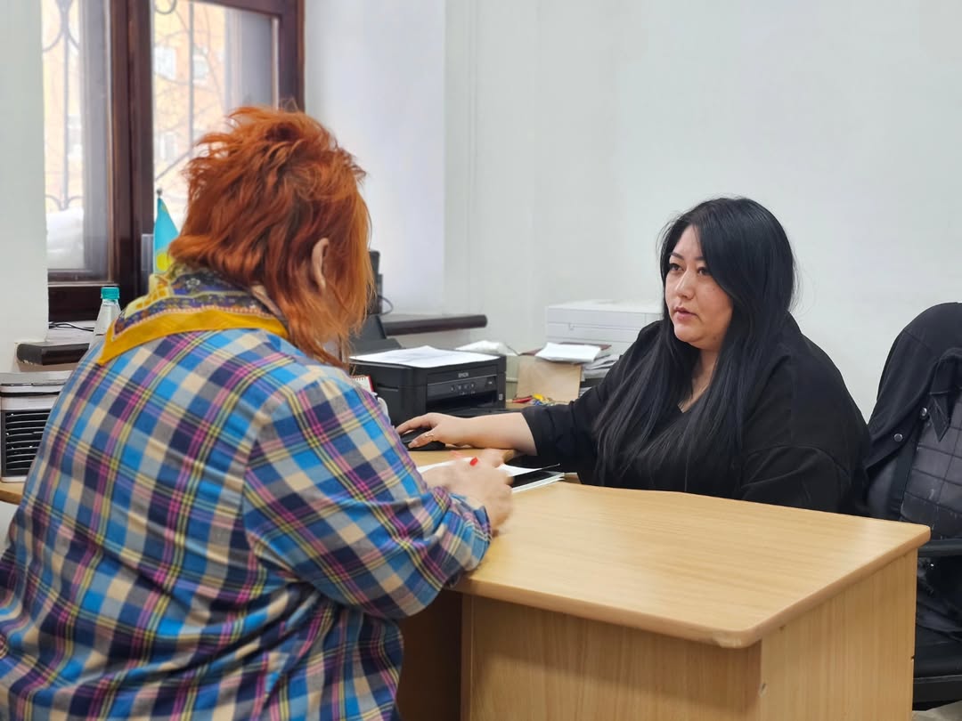 Asel Mazenova, consultant of the NGO “Civil Alliance of Kostanay Region ‘GrIn’”, provided comprehensive methodological support to the “Synergy” Scientific-Educational Center regarding participation in the public procurement competition under the state social order