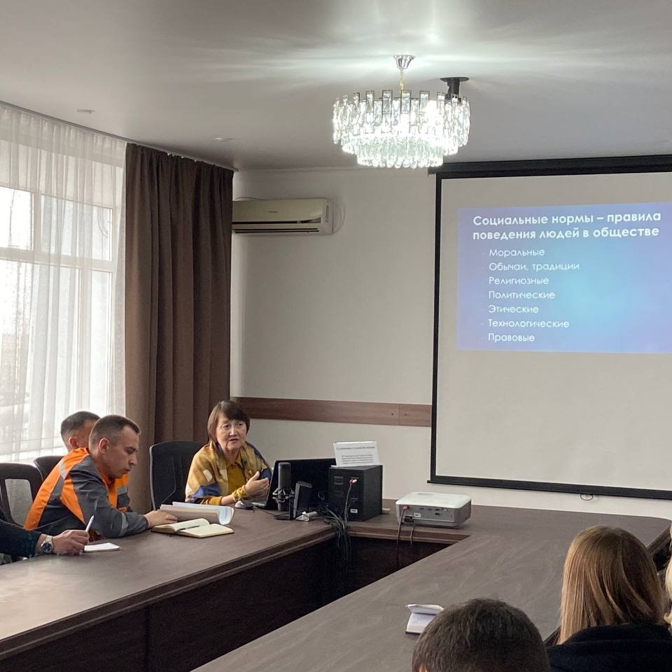 An awareness-raising meeting on corruption prevention was held for employees of LLP “Shakhtinskteploenergo” (CHP plant).