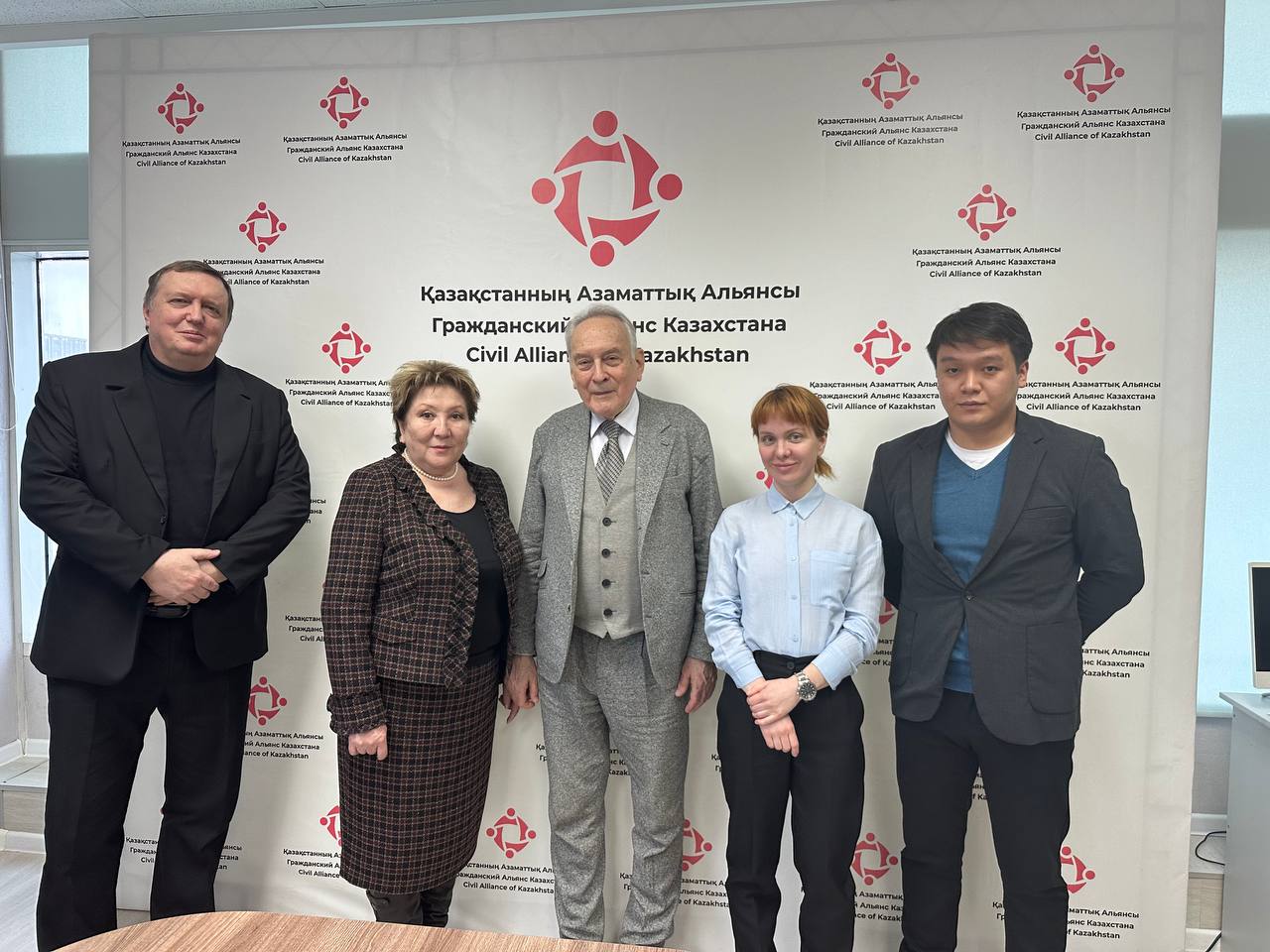 The President of the Civil Alliance of Kazakhstan met with the Deputy Secretary General of the Assembly of Peoples of Eurasia and Africa